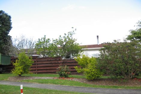 Photo of property in 4 Mcentee Road, Waitakere, Auckland, 0816