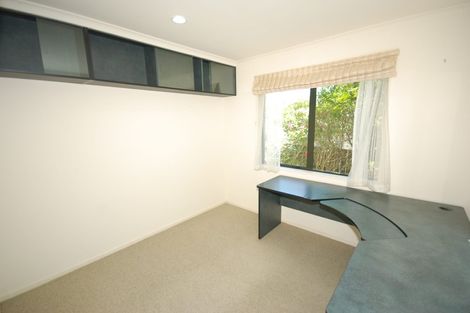 Photo of property in 2/16 Roberts Road, Glenfield, Auckland, 0629