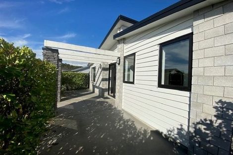 Photo of property in 16 Foley Grove, Pyes Pa, Tauranga, 3110
