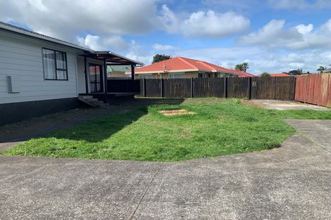 Photo of property in 1/10 Taitimu Drive, Weymouth, Auckland, 2103