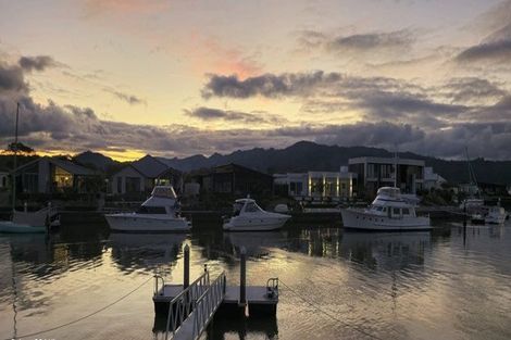 Photo of property in 17 Waitotara Way, Whitianga, 3510