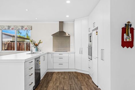 Photo of property in 61 Vivian Street, Burwood, Christchurch, 8083