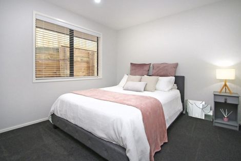 Photo of property in 16 Ballintoy Park Drive, Welcome Bay, Tauranga, 3175