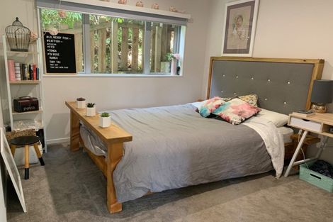 Photo of property in 141 Arran Road, Browns Bay, Auckland, 0630