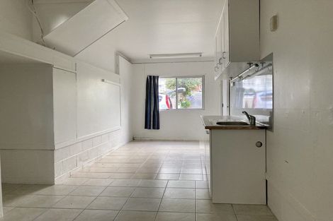 Photo of property in 17 Camrose Place, Glenfield, Auckland, 0629