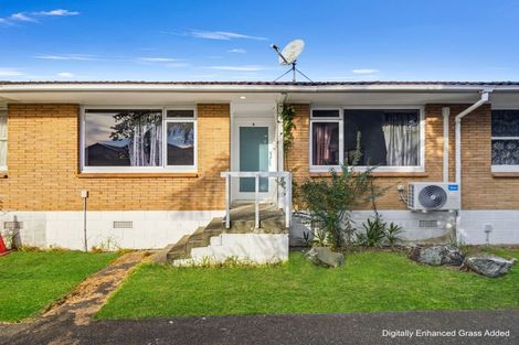 Photo of property in 2/24a Vine Street, Mangere East, Auckland, 2024