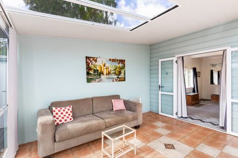 Photo of property in 21 Zealandia Road, Manly, Whangaparaoa, 0930