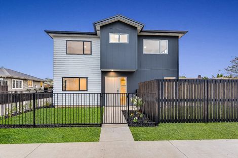 Photo of property in 1/17 Sandwich Road, Saint Andrews, Hamilton, 3200