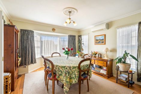 Photo of property in 64 Highbury Drive, Levin, 5510