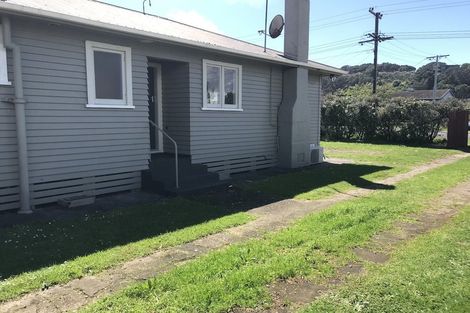 Photo of property in 39 Paritutu Road, Spotswood, New Plymouth, 4310