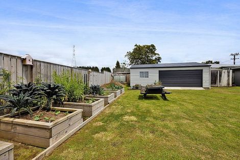 Photo of property in 6 Hurworth Road, Hurworth, New Plymouth, 4371