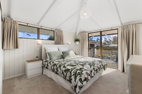 Photo of property in 23 Ferndale Drive, Kawakawa Bay, Papakura, 2585