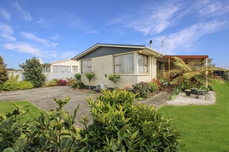 Photo of property in 18 Johnston Street, Foxton, 4814