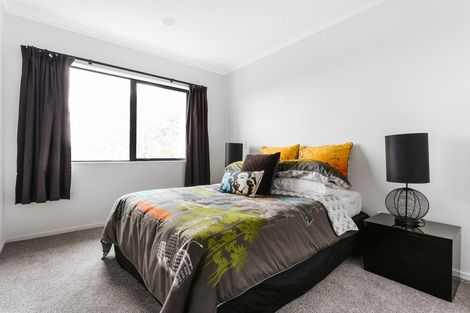 Photo of property in 32b Waipuna Grove, Welcome Bay, Tauranga, 3112