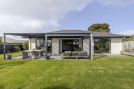 Photo of property in 4a James Drive, Bell Block, New Plymouth, 4312