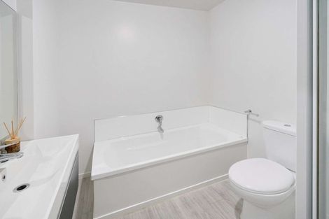 Photo of property in 79a Matipo Street, Riccarton, Christchurch, 8041