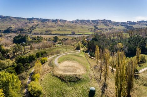 Photo of property in 1 Raratu Road, Kahuranaki, 4295