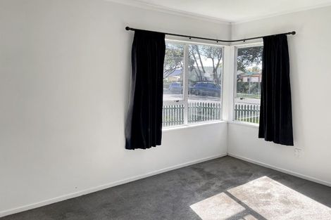 Photo of property in 16 Malone Road, Waterloo, Lower Hutt, 5011