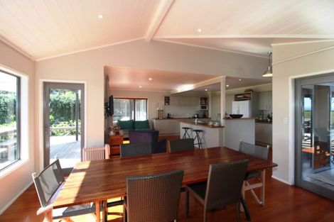 Photo of property in 800 Matarangi Drive, Matarangi, Whitianga, 3592