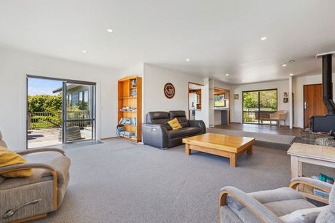 Photo of property in 14 Arthur Road, Paraite, New Plymouth, 4373
