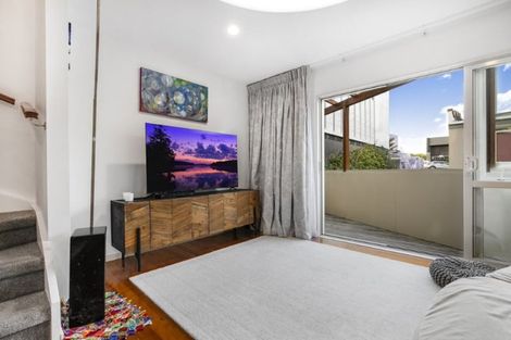 Photo of property in 5/200 Hinemoa Street, Birkenhead, Auckland, 0626