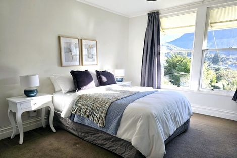 Photo of property in 125 Wellington Street, Picton, 7220