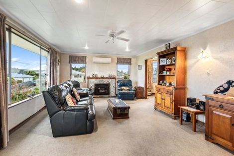 Photo of property in 19 Arthur Street, Holmes Hill, Oamaru, 9401