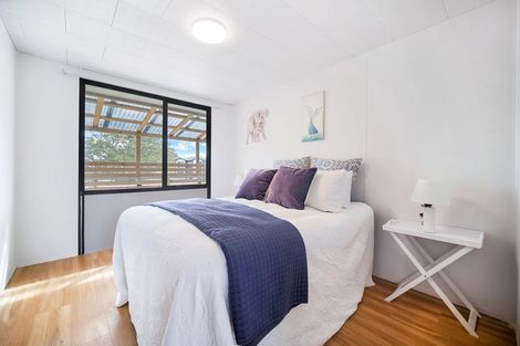 Photo of property in 15 Justamere Place, Weymouth, Auckland, 2103