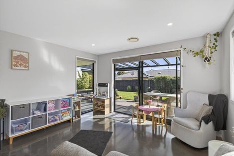 Photo of property in 4a James Drive, Bell Block, New Plymouth, 4312