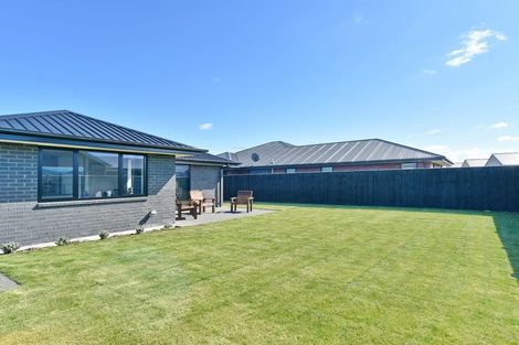 Photo of property in 16 Chambers Avenue, Woodend, 7610