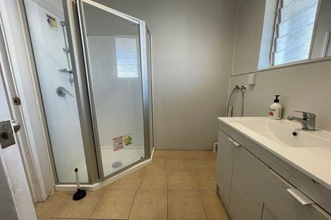 Photo of property in 1/27 Pakuranga Road, Pakuranga, Auckland, 2010