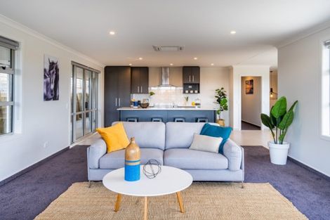 Photo of property in 7 Caterer Lane, Paraparaumu, 5032