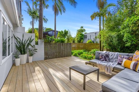 Photo of property in 3/73 Princes Street, Northcote Point, Auckland, 0627