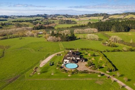 Photo of property in 273 Forestry Road, Waitoki, Kaukapakapa, 0871