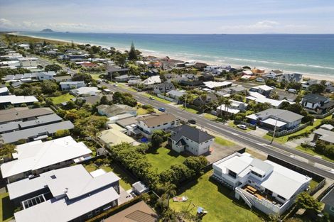 Photo of property in 1134 Papamoa Beach Road, Papamoa Beach, Papamoa, 3118