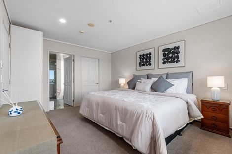 Photo of property in 12/72e Devonport Road, Tauranga, 3110