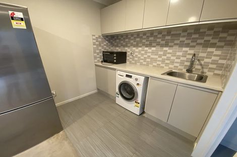 Photo of property in 18 Mural Place, Greenhithe, Auckland, 0632