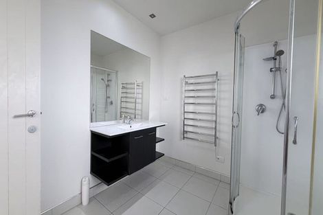 Photo of property in 9 Amber Glen, Albany, Auckland, 0632