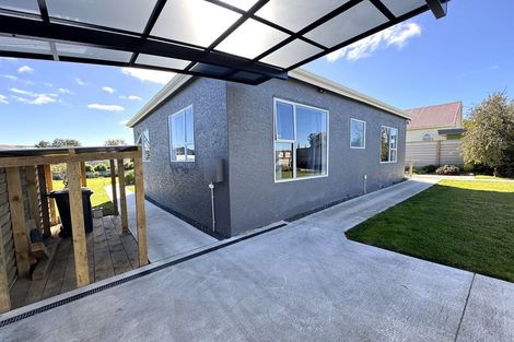 Photo of property in 33 Main Road, Owaka, 9535