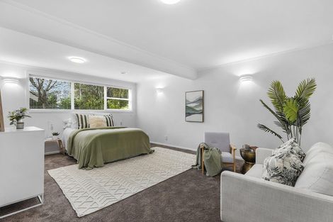 Photo of property in 100 Larsen Crescent, Tawa, Wellington, 5028