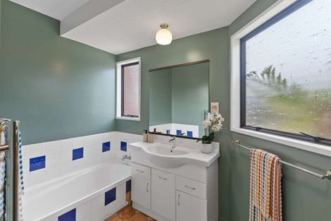 Photo of property in 32 Rearsby Drive, Halswell, Christchurch, 8025