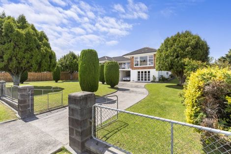 Photo of property in 100 Palmers Road, Clendon Park, Auckland, 2103