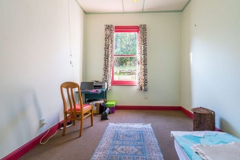 Photo of property in 1 Nicholas Street, Portobello, Dunedin, 9014