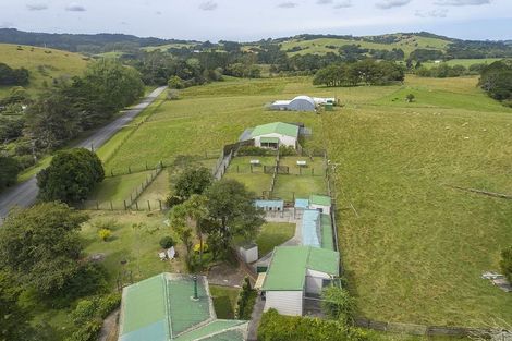 Photo of property in 88 Rapson Road, Kaukapakapa, 0871