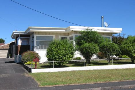 Photo of property in 1/9 Kokiri Street, Te Atatu South, Auckland, 0610