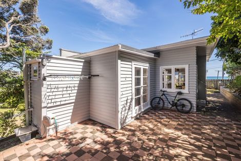 Photo of property in 10 Rosetta Road, Raumati South, Paraparaumu, 5032