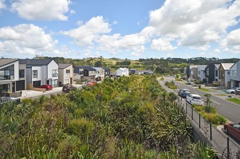 Photo of property in 120 Waekahu Road, Westgate, Auckland, 0814