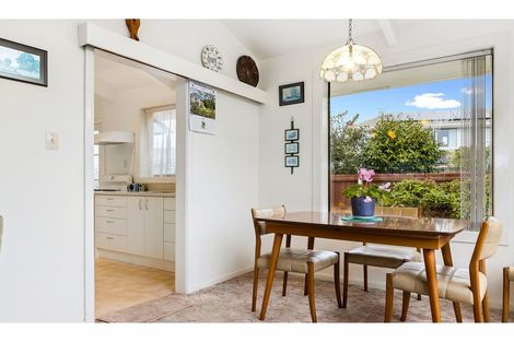 Photo of property in 16a Fenhall Street, Russley, Christchurch, 8042