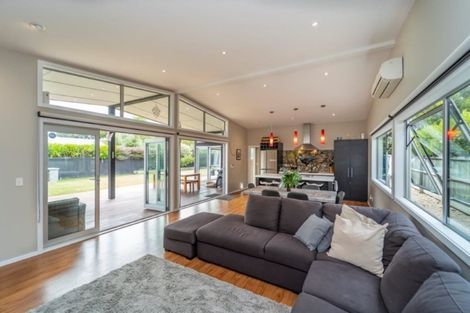 Photo of property in 15 Esther Street, Martinborough, 5711