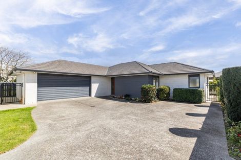 Photo of property in 216 Frimley Oaks, Frimley, Hastings, 4120